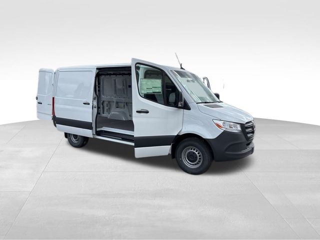 2025 Mercedes-Benz Sprinter 2500 Cargo 144 WB photo