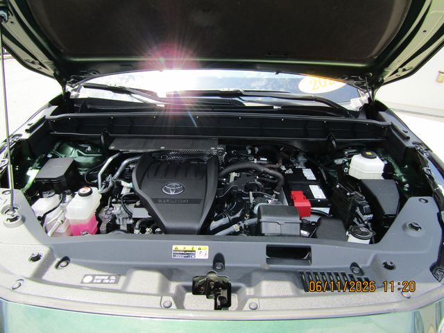 used 2023 Toyota Highlander car, priced at $32,999