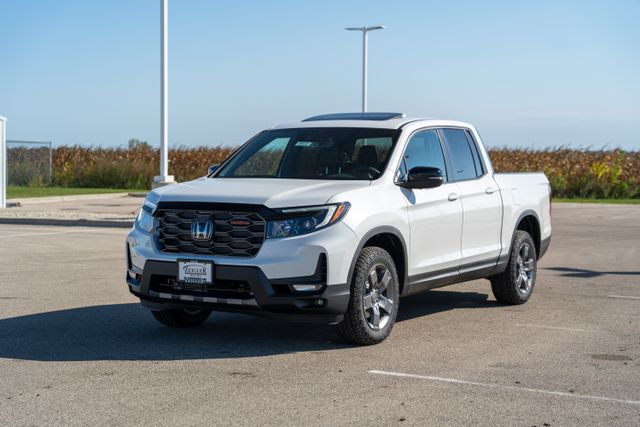 2025 Honda Ridgeline TrailSport 3