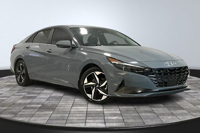2023 Hyundai Elantra Limited FWD