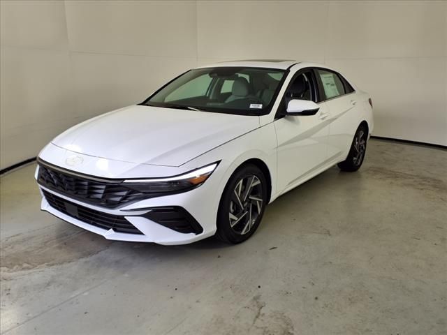 2025 Hyundai Elantra Limited photo