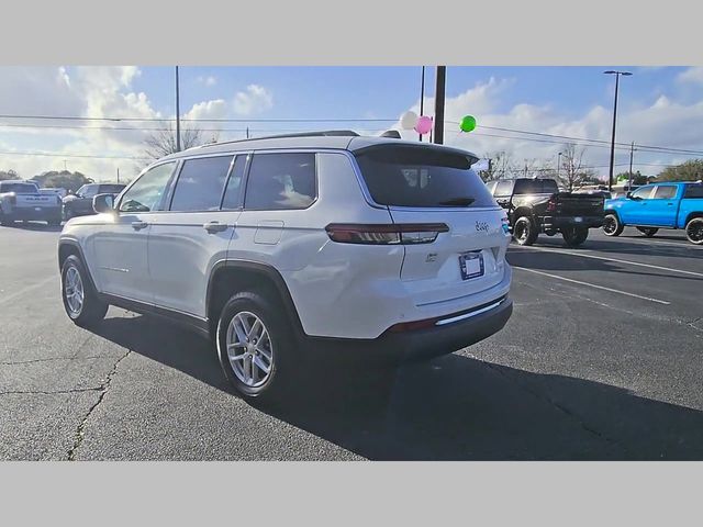 2026 Jeep Grand Cherokee L Laredo 4x2