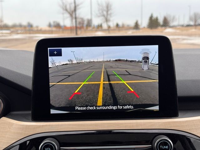 2022 Ford Escape Titanium