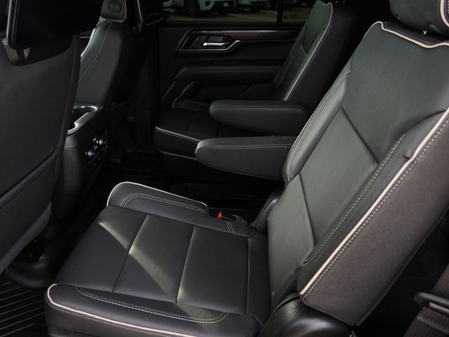 Used 2025 GMC Yukon SUV