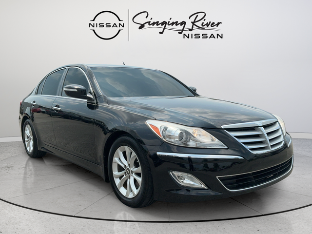 2013 Hyundai Genesis 3.8 RWD