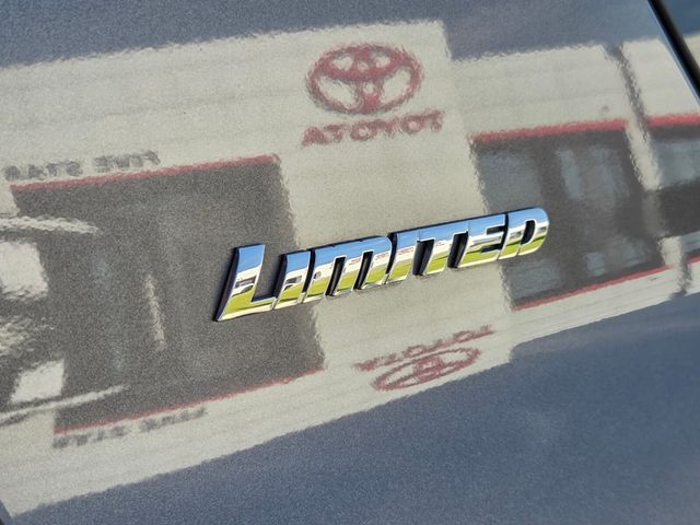 2023 Toyota 4Runner Limited - Photo 8