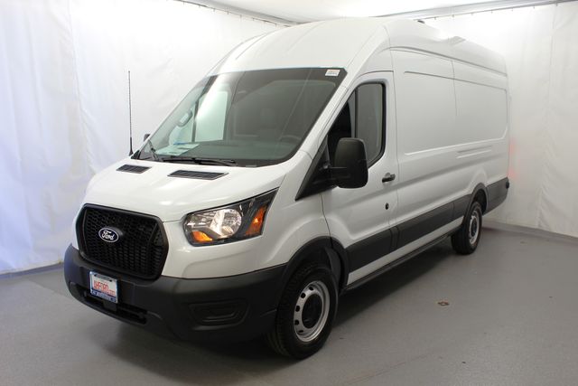 New 2026 White Ford Base image 4