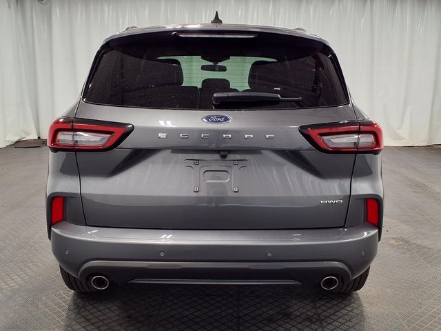 2024 Ford Escape - Image 25