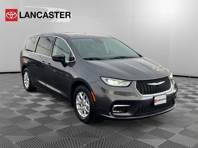 2023 Chrysler Pacifica Touring L FWD