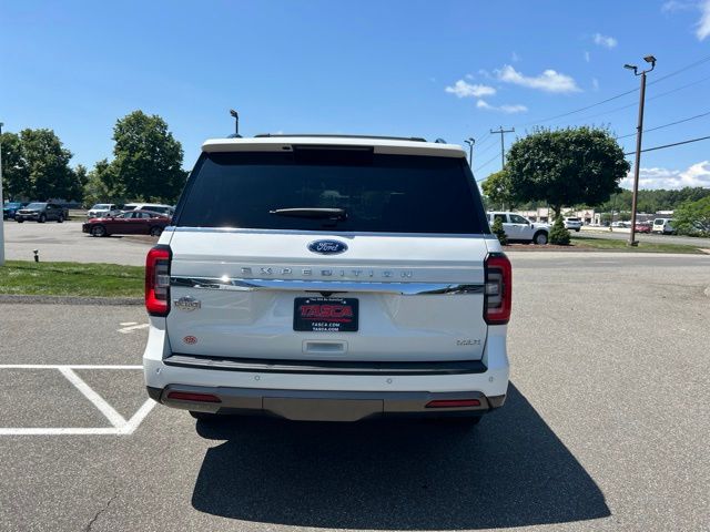 Used 2022 White Ford King Ranch image 6