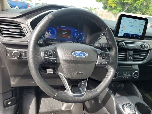 2020 Ford Escape Titanium Hybrid 21