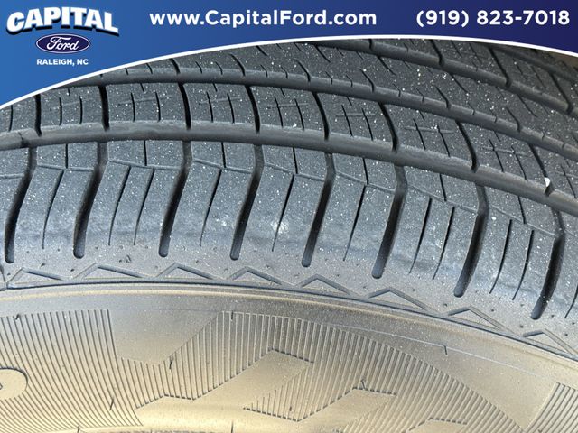 Used 2023 Azure Gray Metallic Ford XLT image 14
