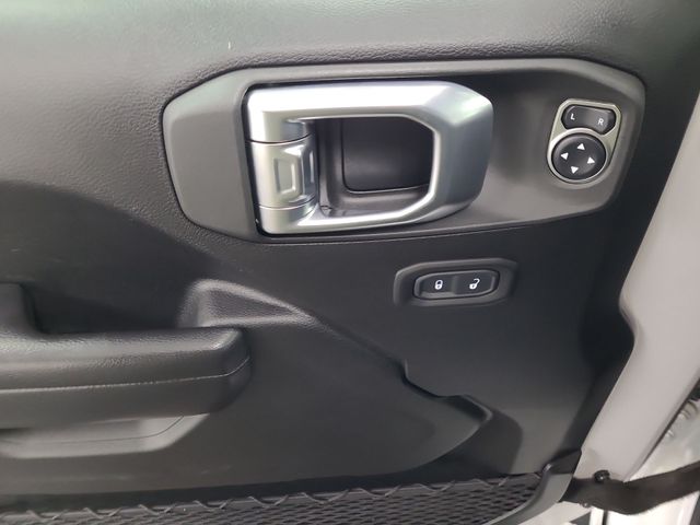 2021 – Jeep – Wrangler