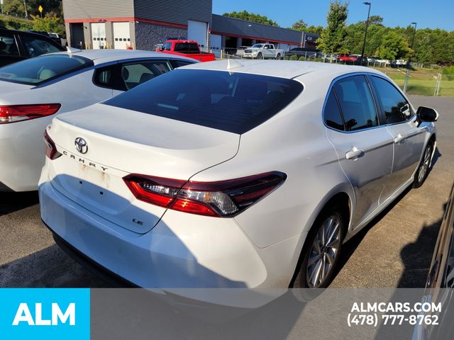 2022 Toyota Camry LE photo 12