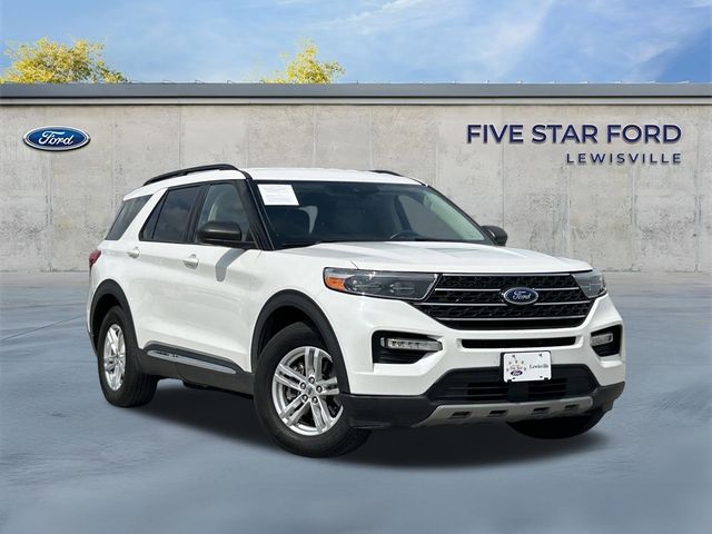 White 2022 Ford Explorer XLT RWD SUV / Crossover Rear-Wheel Drive Automatic
