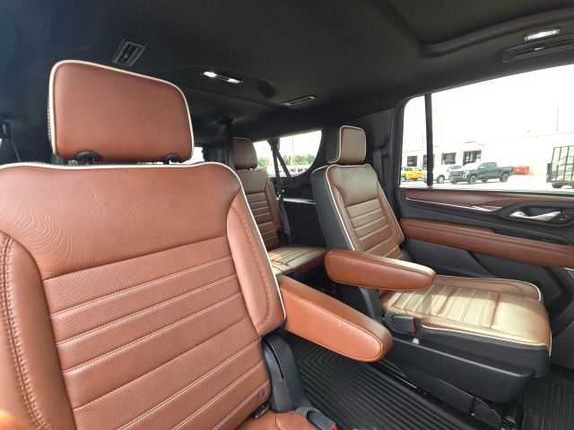 Photo of 2023 GMC Yukon XL Denali Ultimate in Dallas, GA - 17,  2023 GMC Yukon XL Denali Ultimate:C02355