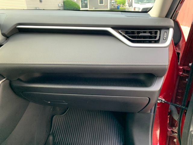 Used 2021 Toyota RAV4 SUV