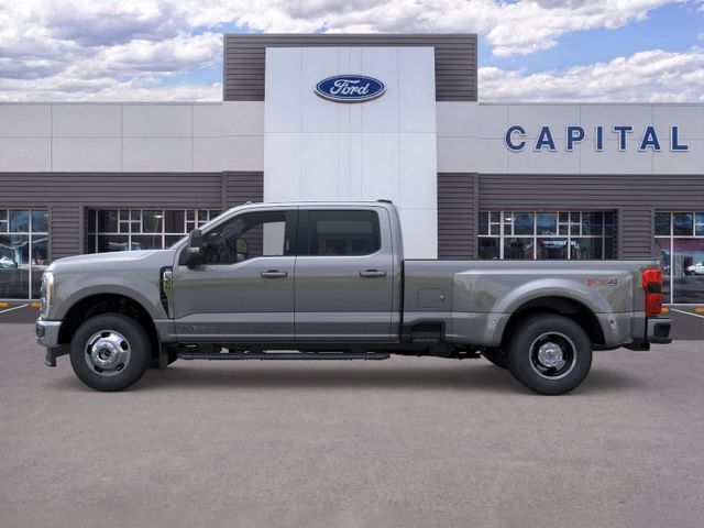 New 2026 Gray Ford XLT image 3