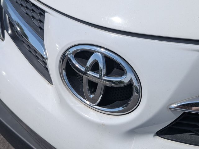 2014 Toyota RAV4 - Image 9