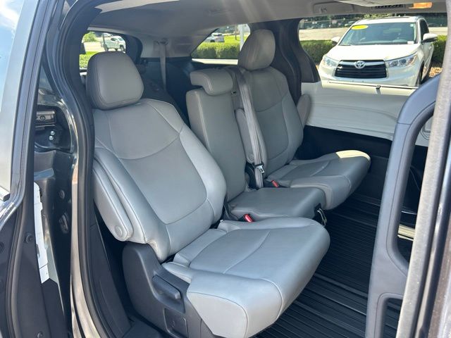 Used 2025 Toyota Sienna Van