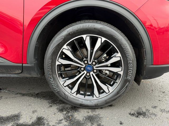 used 2022 Ford Escape car, priced at $24,977
