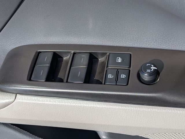 2021 Toyota Camry - Image 15