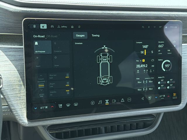 Used 2024  Rivian Adventure image 25