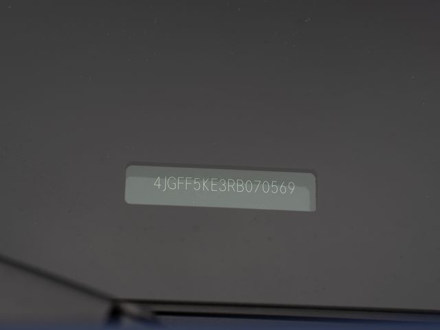 Used 2024  Mercedes-Benz GLS 450 image 31