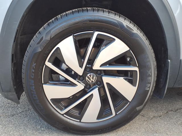 2026 Volkswagen Atlas - Image 10
