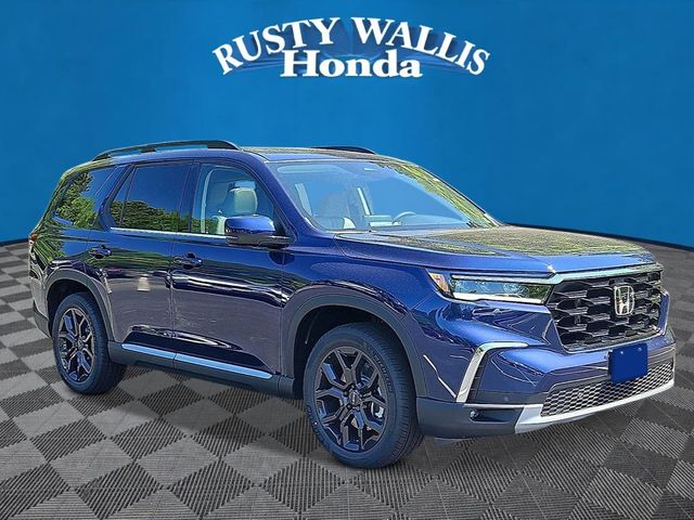 2025 Honda Pilot Touring FWD