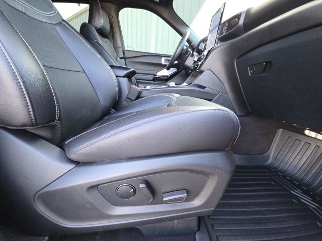 2024 Ford Explorer ST:166882C