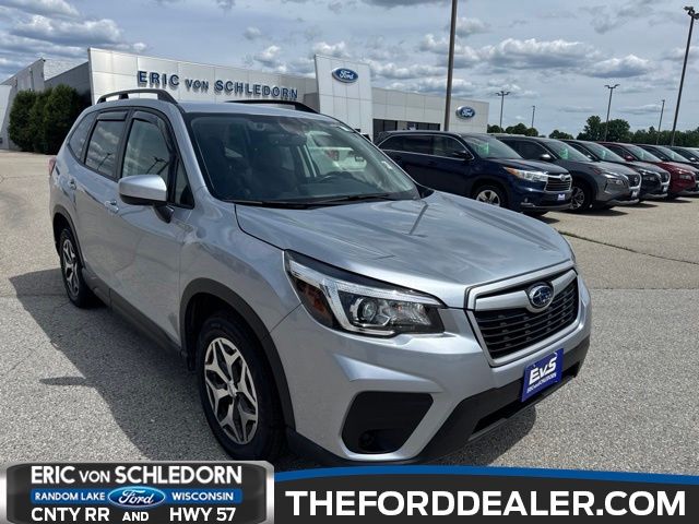  2020 Subaru Forester 2.5i Premium AWD   