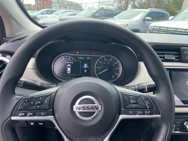 2021 Nissan Versa 1.6 SV 27