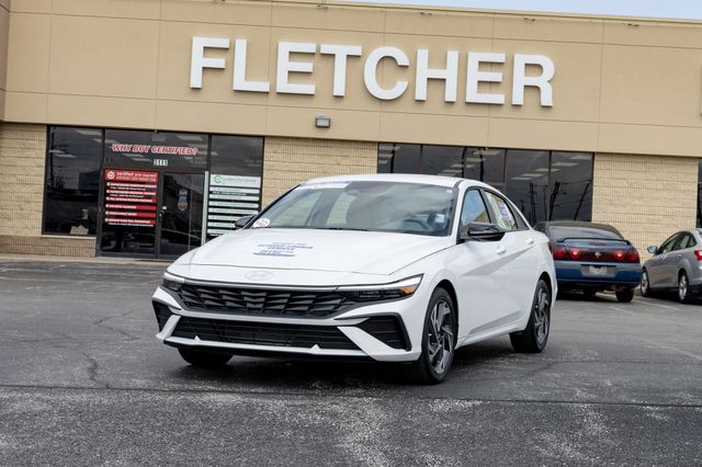 2025 Hyundai Elantra SEL Sport FWD