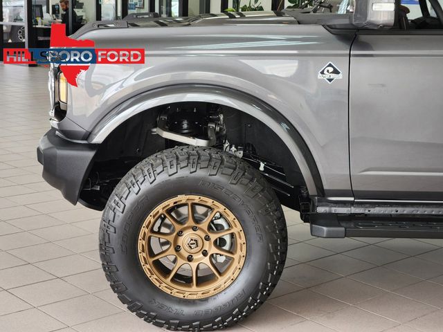 2024 Ford Bronco Outer Banks 6