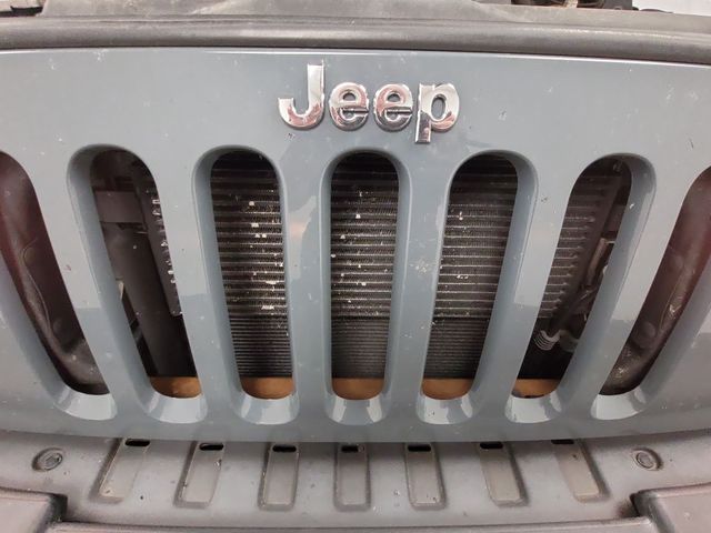 2014 – Jeep – Wrangler