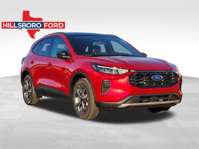 2025 Ford Escape ST-Line 2