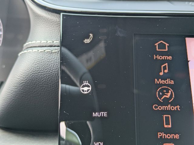 2026 Jeep Grand Cherokee L Altitude 4x2