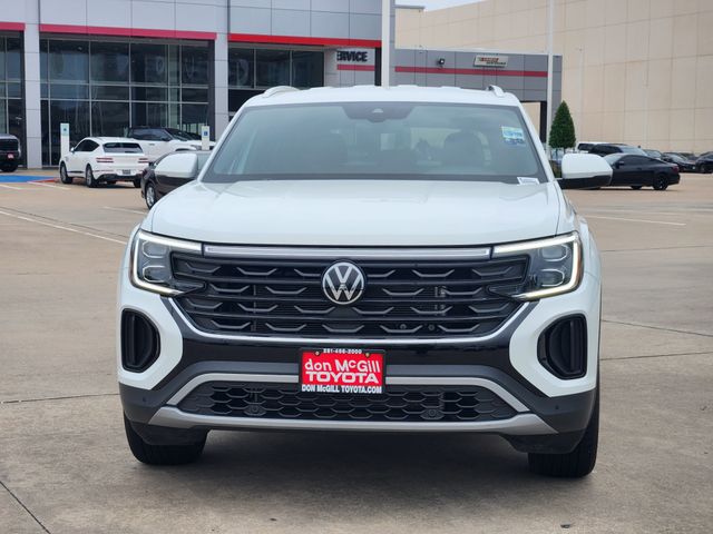 2025 Volkswagen Atlas Cross Sport 2.0T SE w/Technology  at DeMontrond Auto Country