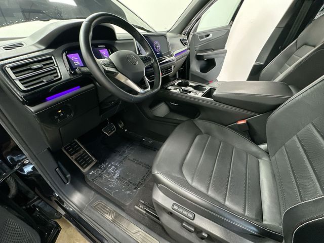 2024 Volkswagen Atlas Cross Sport 2.0T SEL R-Line Black at Rafferty Subaru
