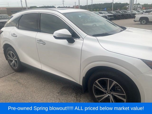 Used 2023 White Lexus 350 Premium image 8
