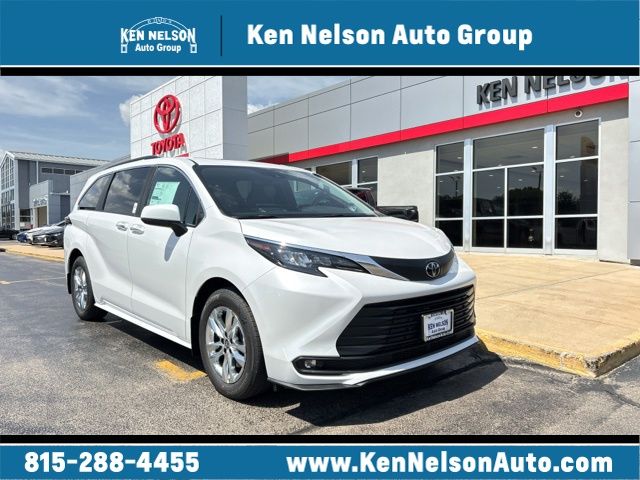White (Wind Chill Pearl) 2026 Toyota Sienna Minivan All-Wheel Drive Continuously Variable Transmission
