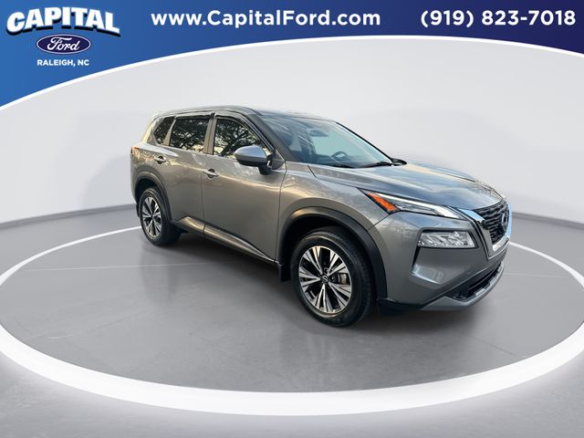 2023 Nissan Rogue SV's photo