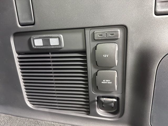 2025 Glacier Gray Metallic TriCoat Ford Expedition Max 4X4 SUV