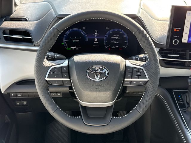 New 2026 Toyota Sienna Van