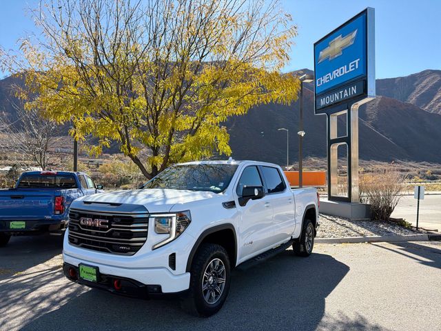 Summit White 2024 GMC Sierra 1500 Pickup Truck Four-Wheel Drive Automatic