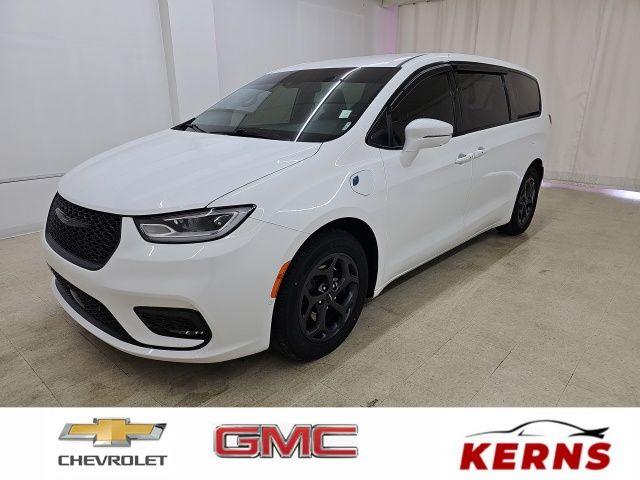 2022 Chrysler Pacifica Hybrid Touring L FWD
