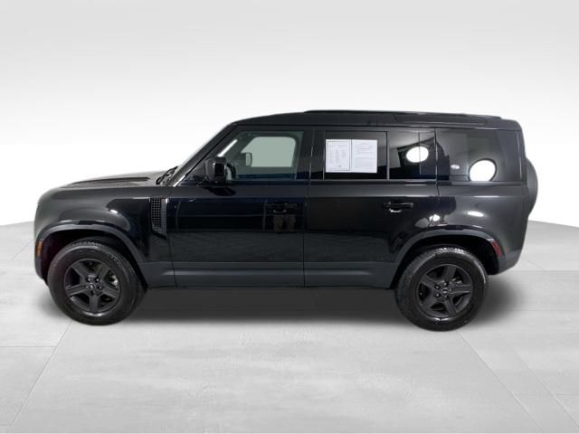 2022 Land Rover Defender 110 Standard 4