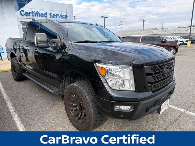 2020 Nissan Titan SV Crew Cab 4WD
