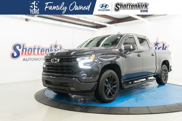 2022 Chevrolet Silverado 1500 RST Crew Cab 4WD